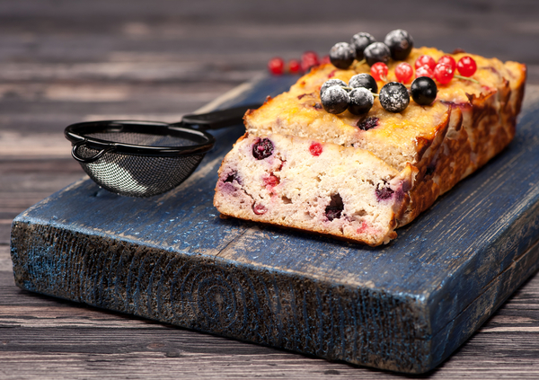 Творожная запеканка со смородиной: три вкусные идеи