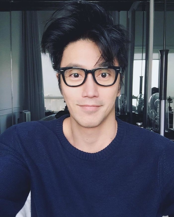 50-летний фотограф удивил Сеть необыкновенно молодым телом