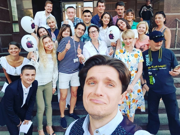 Анатолий Анатолич прокомментировал работу с коллегами Сніданку з 1+1