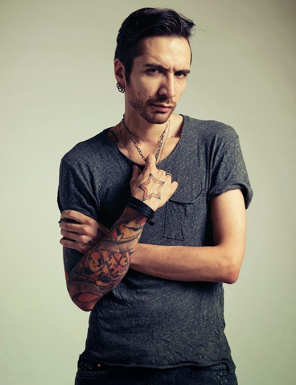 Cын легендарного Виктора Цоя выпустил первую песню