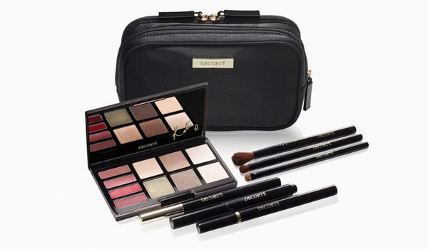 Звездная косметичка: Кейт Мосс выпустит собственную линию косметики