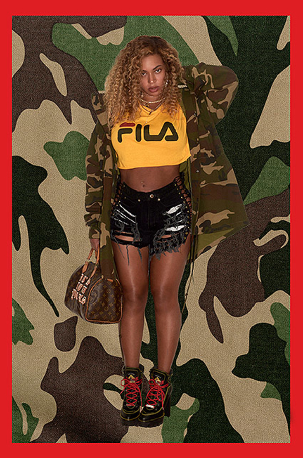 Бейонсе показала фигуру через два месяца после родов