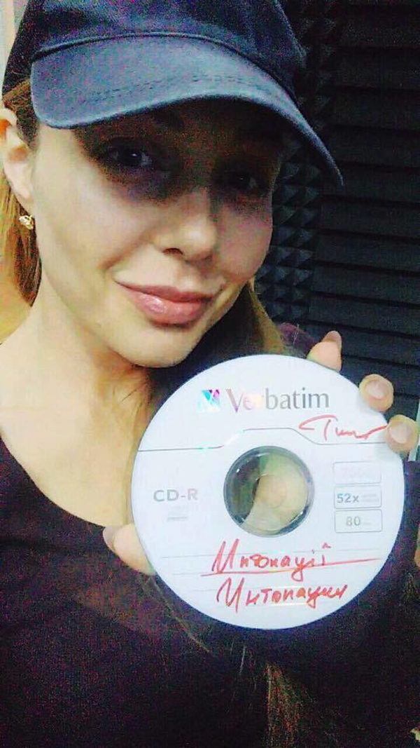 Тина Кароль выпустила новый альбом Интонации – мнение редакции