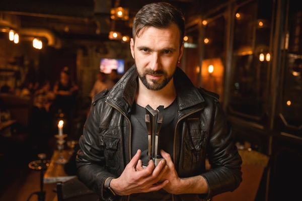 Именинник Леонид Колосовский: ТОП-10 знаковых видеоработ клипмейкера