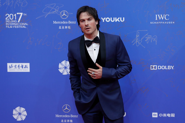 Йен Сомерхолдер написал трогательное послание жене Никки Рид