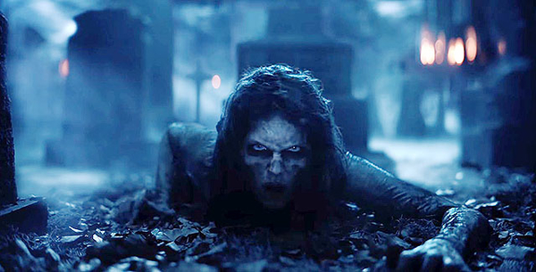 Змеи, зомби и БДСМ: Тейлор Свифт взорвала Сеть новым клипом