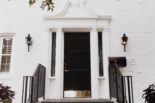 instagram.com/alphaphiunl