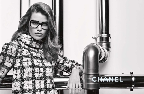 Chanel Eyewear презентовали новую рекламную кампанию солнцезащитных очков