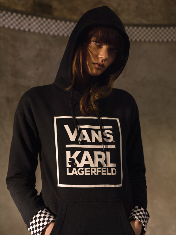 Уличный стиль: Карл Лагерфельд создал новую коллекцию в коллаборации с Vans