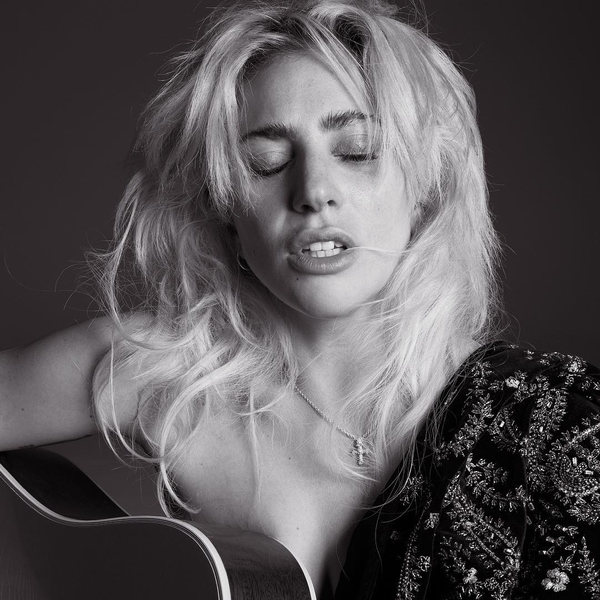 Lady Gaga снялась в провокационной фотосессии