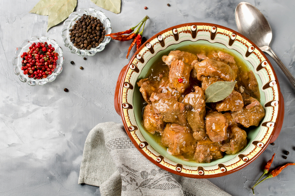 Как приготовить тушеную говядину: ТОП-5 рецептов