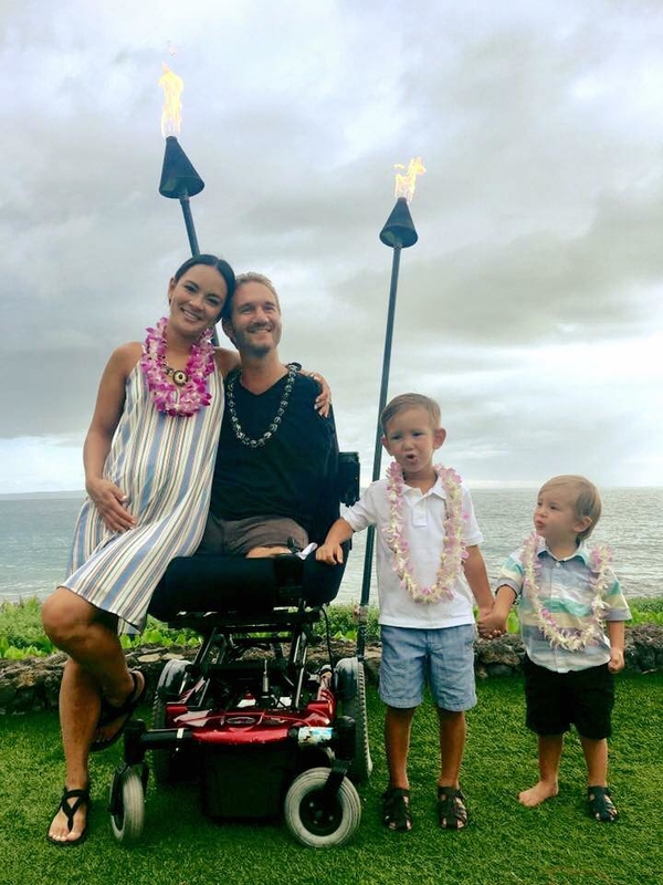 Вся Украина впервые отпразднует День благодарения с Ником Вуйчичем