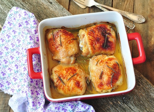 Куриные бедрышки в духовке: ТОП-5 рецептов