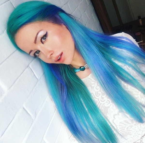 После ванны: одесская Барби показала, как выглядит без макияжа