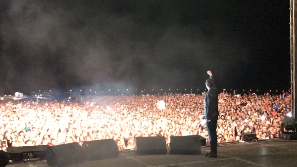 Зрители спели в унисон с ALEKSEEV на Дне города в Днепре