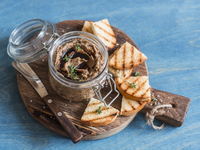 Грибная икра на зиму с чесноком