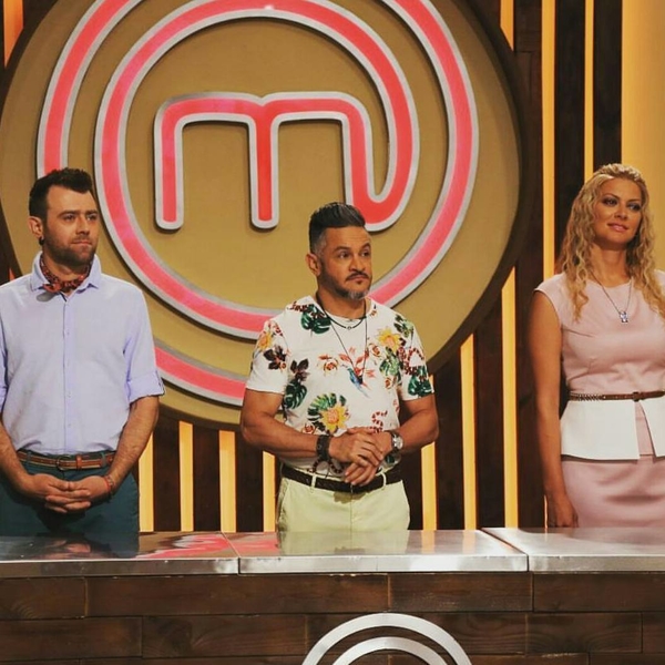 МастерШеф 7 сезон шестой выпуск: первая битва черных и первый вылетевший