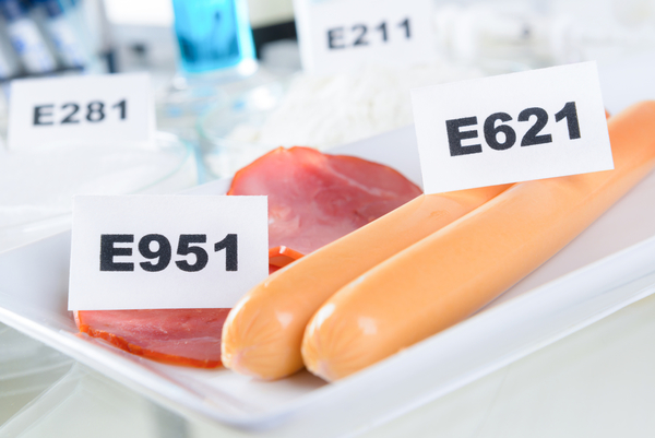 ТОП-5 самых опасных для здоровья компонентов продуктов