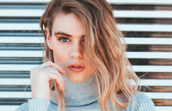 Все, что необходимо знать о микроблейдинге бровей