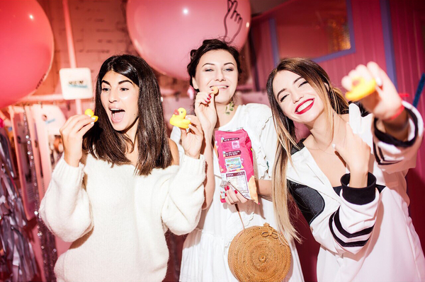 instagram.com/nadyadorofeeva