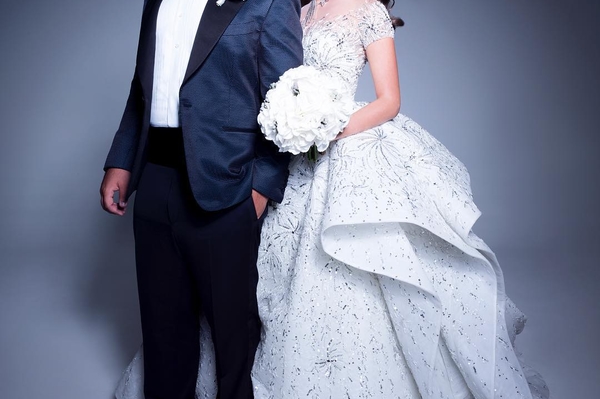 instagram.com/explore/tags/karenlilitwedding