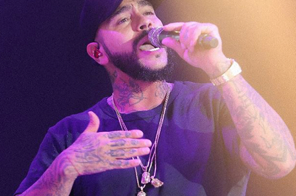 instagram.com/explore/tags/karenlilitwedding