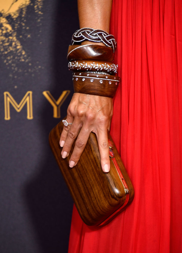 Хайди Клум вышла в свет в роскошном платье с декольте