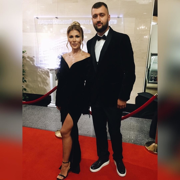 Тамерлан запустил флешмоб в честь дня рождения Алены Омаргалиевой