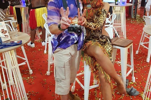 facebook.com/pg/1plus1.DmitroKomarov