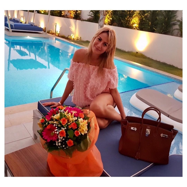 Леся Никитюк показала яркие фото с отпуска на Кипре