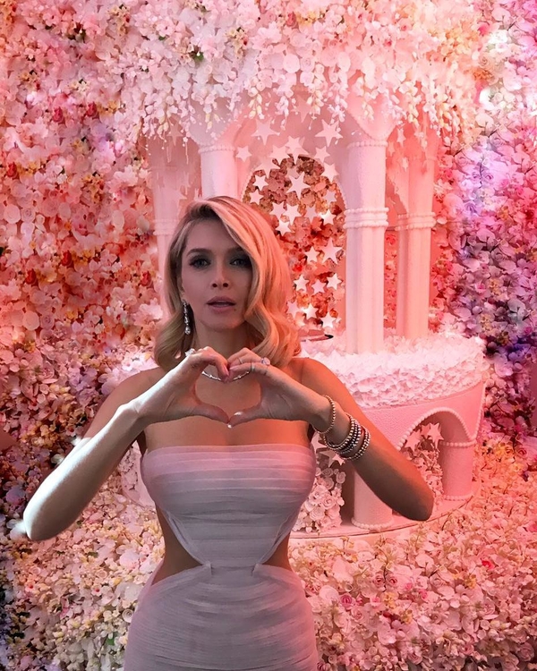 Вера Брежнева поведала о сексуальности и роли мужчины в семье