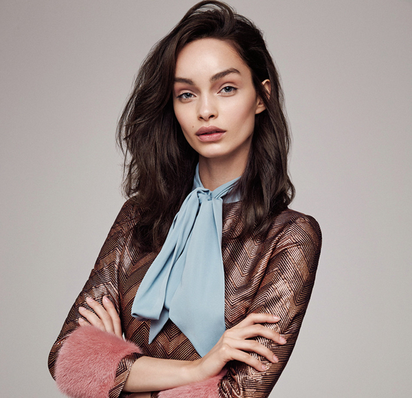 Как красиво завязать платок на шее: ТОП-3 стильные идеи