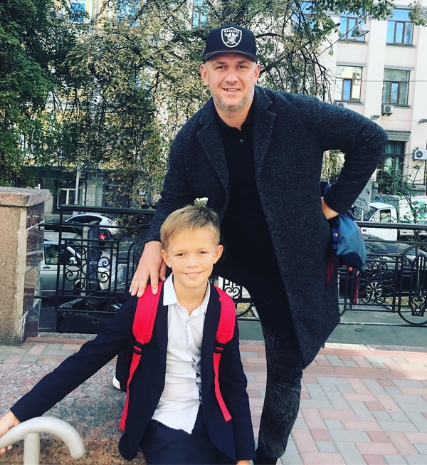 Он молодец: Потап похвастался успехами сына