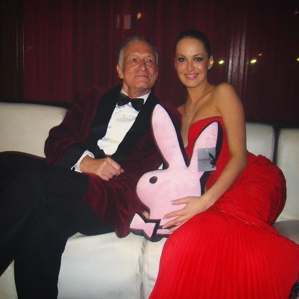 Даша Астафьева прокомментировала смерть Хью Хефнера