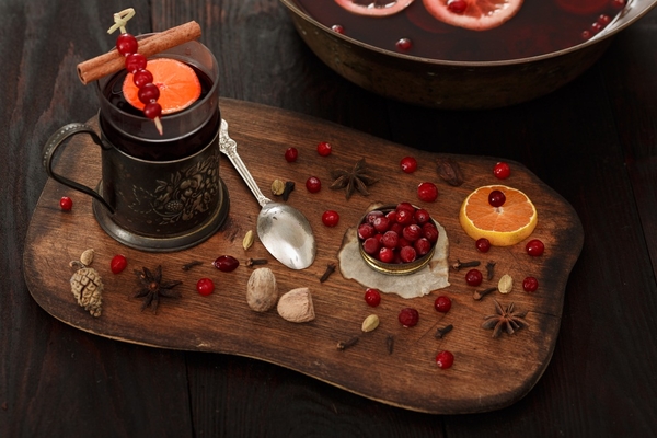 Согревающие напитки с клюквой: ТОП-5 рецептов