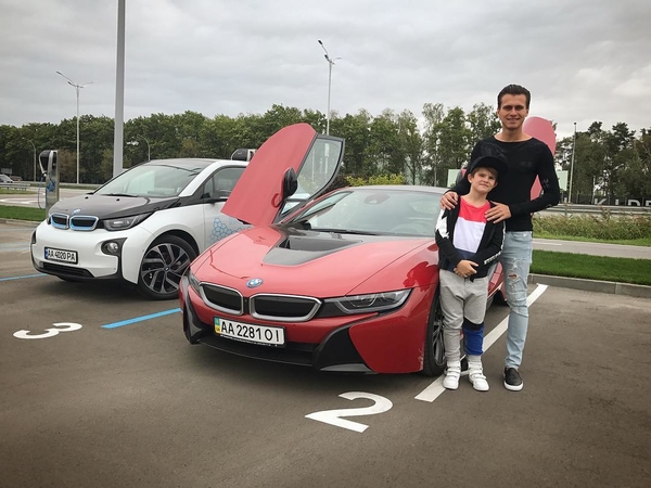 Чем живут украинские звезды в Instagram: Александр Скичко