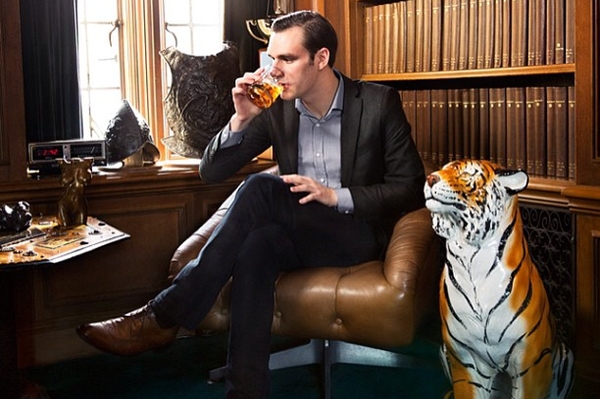 instagram.com/cooperbhefner