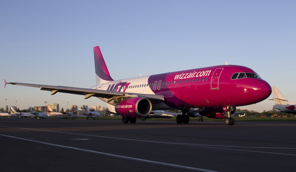 Клиенты Wizz Air смогут приобретать билеты без указания имени
