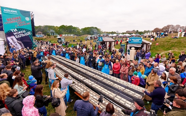 Большой грузинский праздник с Боржоми: чем удивляли гостей на мероприятии