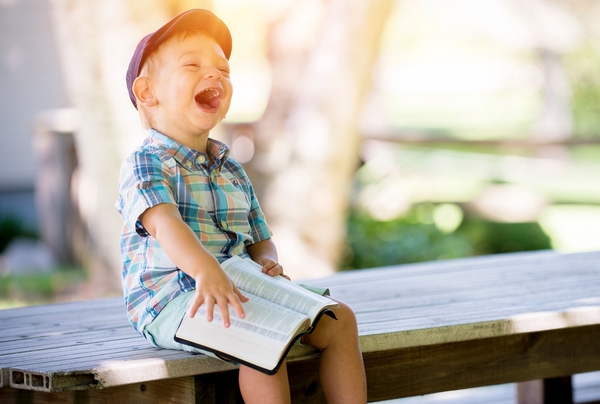 Как заинтересовать ребенка чтением: советы для мам