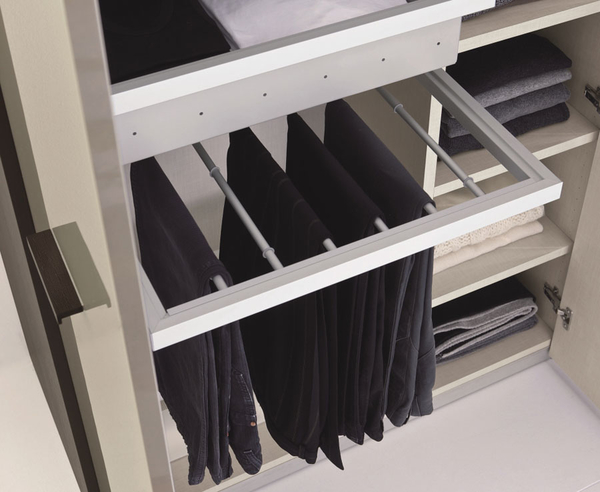 ТОП-5 лайфхаков для компактного хранения одежды и обуви