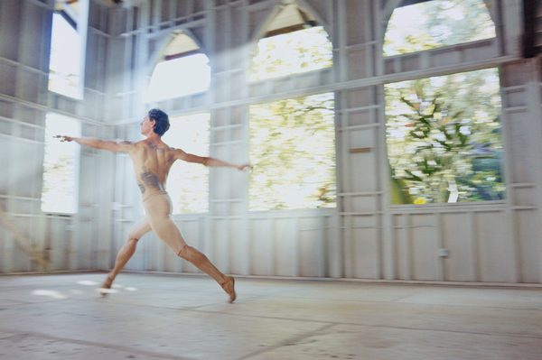 Кадр из фильма ТанцовщикBritish Broadcasting Corporation and Polunin Ltd.