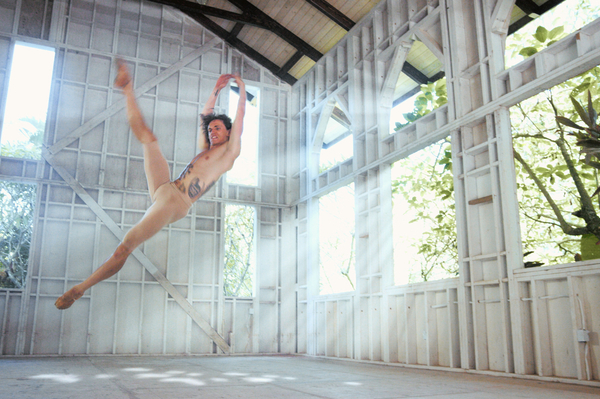 Кадр из фильма ТанцовщикBritish Broadcasting Corporation and Polunin Ltd.