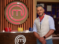 МастерШеф 7 сезон 15-й выпуск: мастер-класс от Эктора, хор и перископы