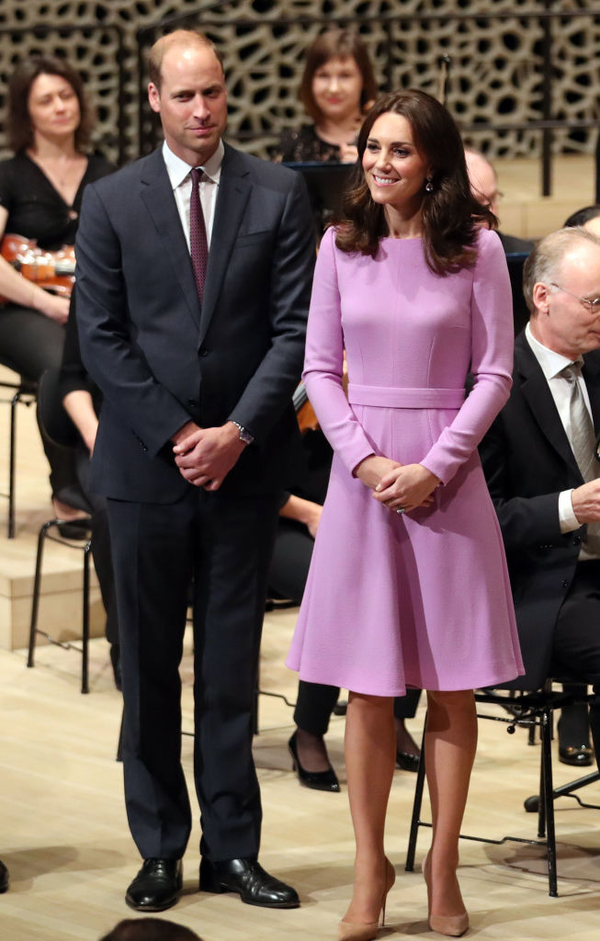 Принц Уильям и Кейт Миддлтон объявили дату рождения третьего ребенка