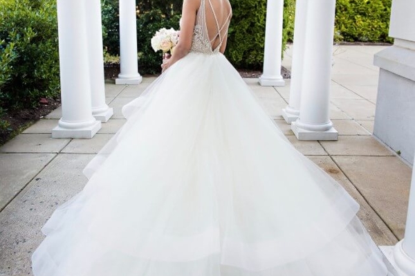 instagram.com/chezariana