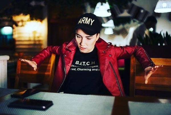 Анастасия Приходько: Все, кто поет в России – предатели