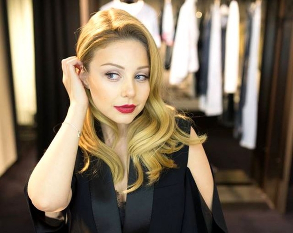 Тина Кароль поделилась мнением, когда закончится война на Донбассе