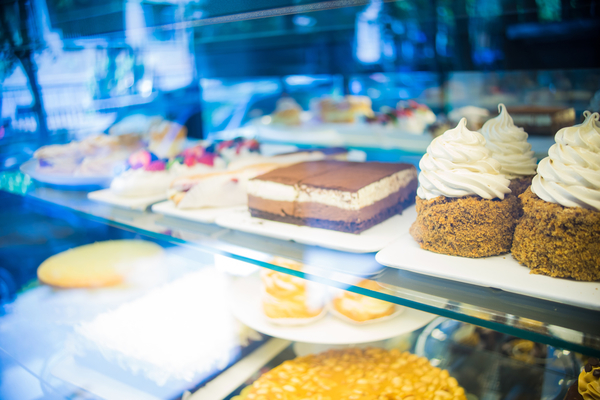 Жизнь без обмана: почему в кондитерских изделиях можно найти нефтепродукты