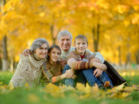 Как необычно отметить День бабушек и дедушек